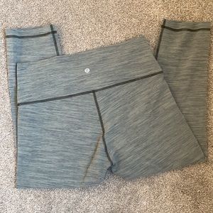 Lululemon crop leggings